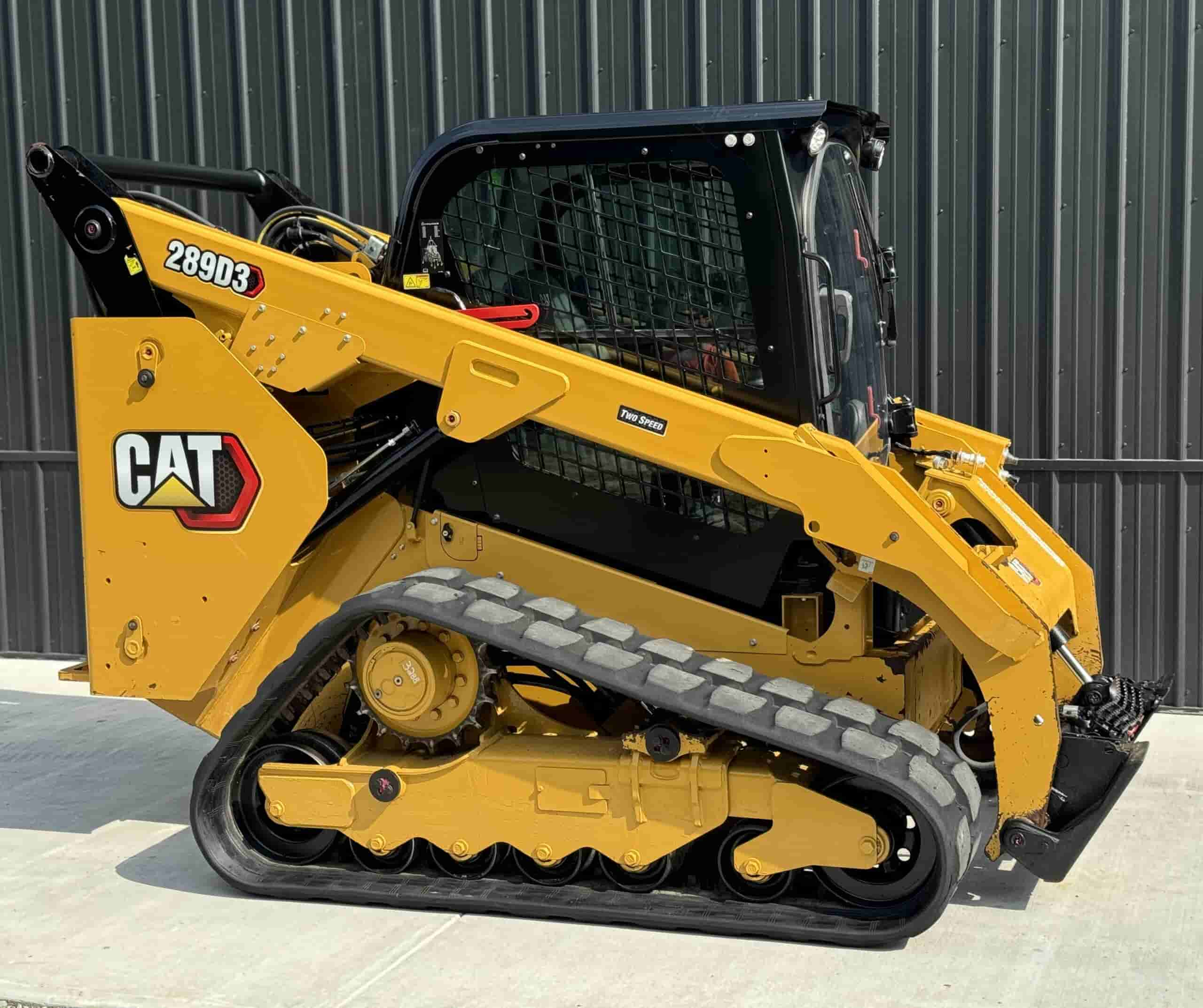 2021 CAT 289D3
